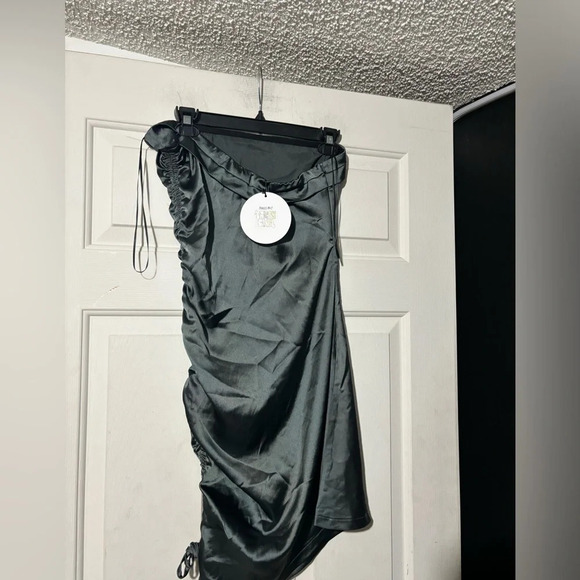 NWT princess Polly Leishman mini dress - Picture 3 of 5